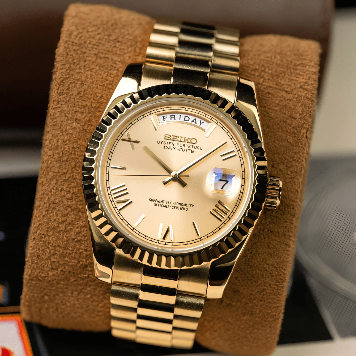 Seiko Mod Day-Date Full Gold